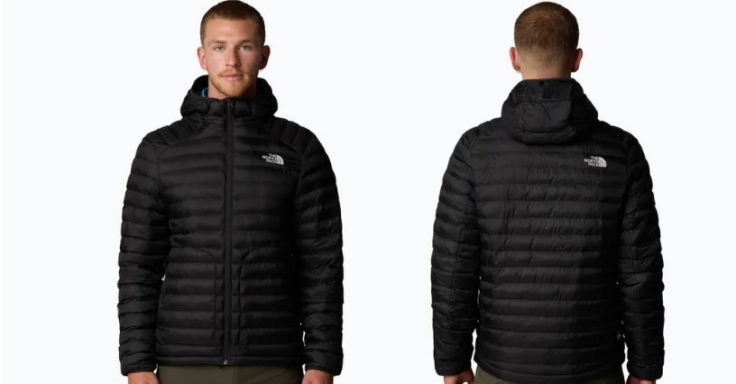Mężczyzna w kurtce puchowej The North Face Huila Synthetic Hoodie