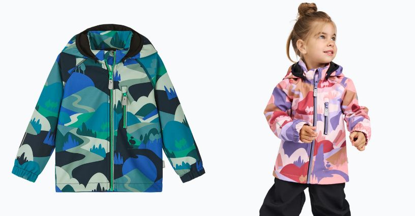 Dziecięcy softshell Reima Vantti i dziewczynka ubrana w niego