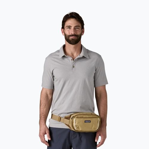 Saszetka nerka Patagonia Fieldsmith Hip Pack 5 l classic tan
