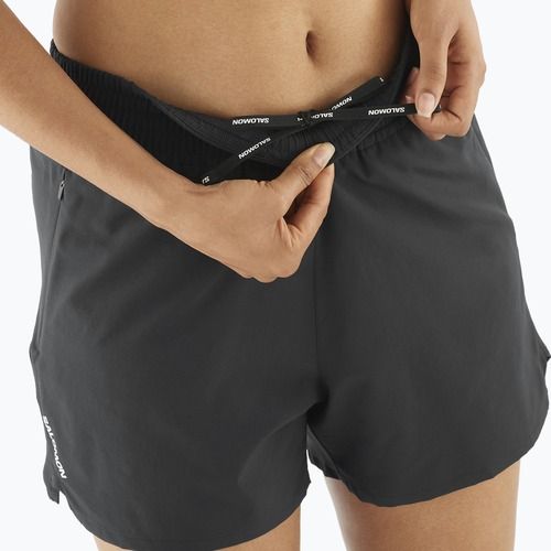 Spodenki do biegania damskie Salomon SHAKEout Core 4" deep black