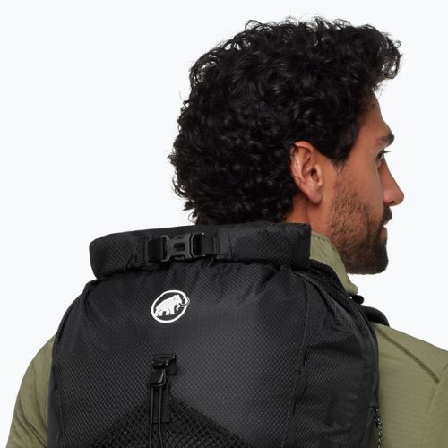 Plecak turystyczny Mammut Ducan Spine 28-35 l black