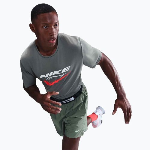 Koszulka do biegania męska Nike Miler Dri-Fit UV smoke grey