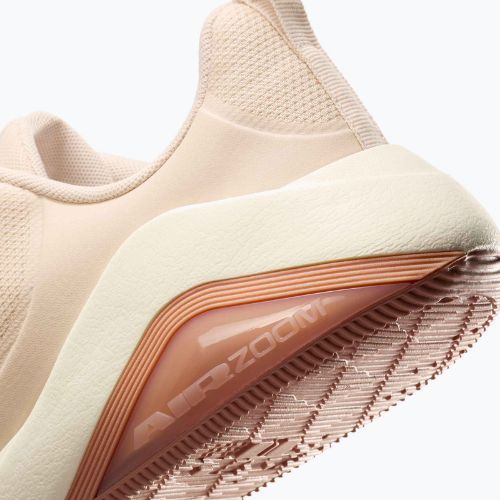 Buty treningowe damskie Nike Bella 7 pearl white/soft pearl/rose gold