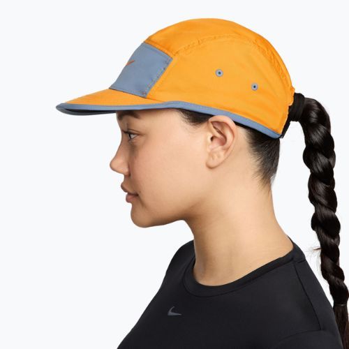 Czapka z daszkiem Nike Dri-Fit Fly sundial/work blue/bright ceramic