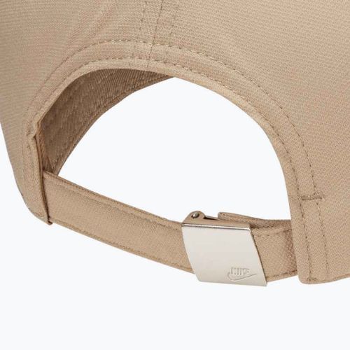 Czapka z daszkiem Nike Dri-Fit Club khaki/metallic silver