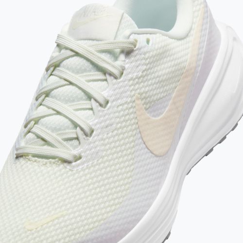 Buty do biegania damskie Nike Revolution 8 sail/white/pencil point/chalk