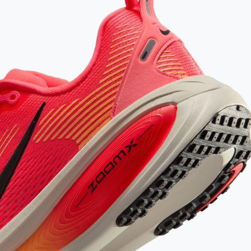 Buty do biegania damskie Nike Vomero 18 Hot lava/chalk/orange pulse/black