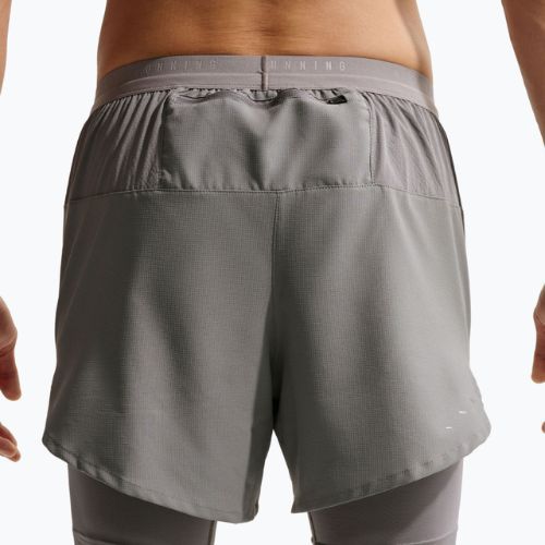 Spodenki do biegania męskie Nike Stride Dri-Fit Hybrid 5" smoke grey