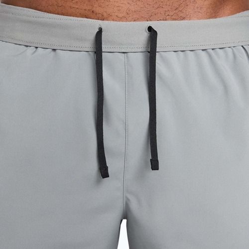 Spodenki męskie Nike Dri-Fit Challenger 5" 2in1 smoke grey/dark smoke grey