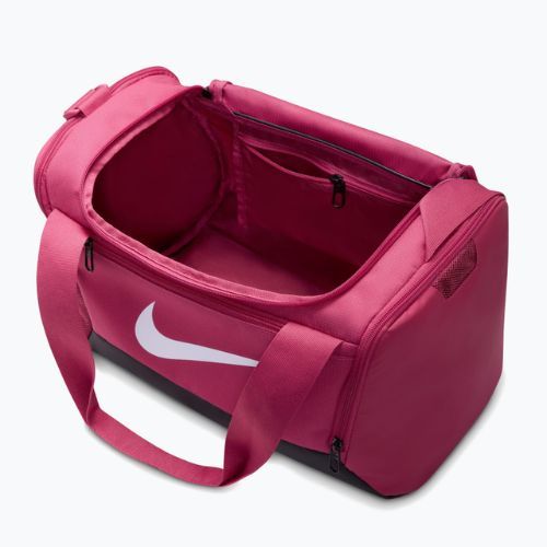 Torba treningowa Nike Brasilia 9.5 Duffle 25 l sweet beet/black/white