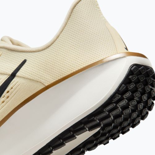 Buty do biegania damskie Nike Quest 6 light khaki/sail/metallic gold/off noir