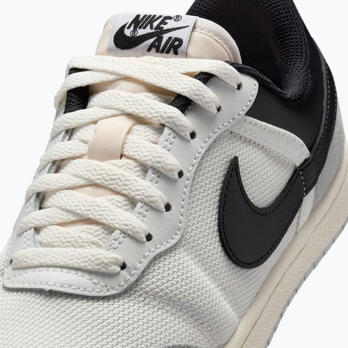 Buty damskie Air Jordan Skyline Low summit white/light smoke grey/sail/black