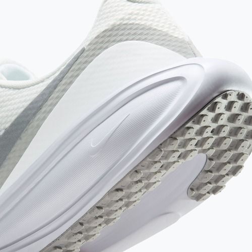 Buty do biegania męskie Nike Revolution 8 summit white/white/metallic silver