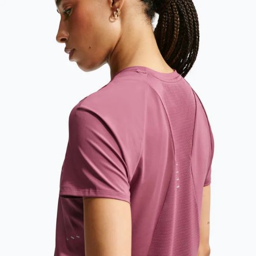 Koszulka do biegania damska Nike Swift Dri-Fit pink smoke