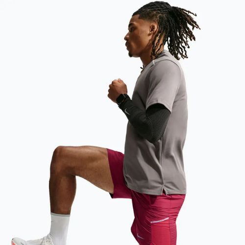 Spodenki do biegania męskie Nike Miler tough red/sport red
