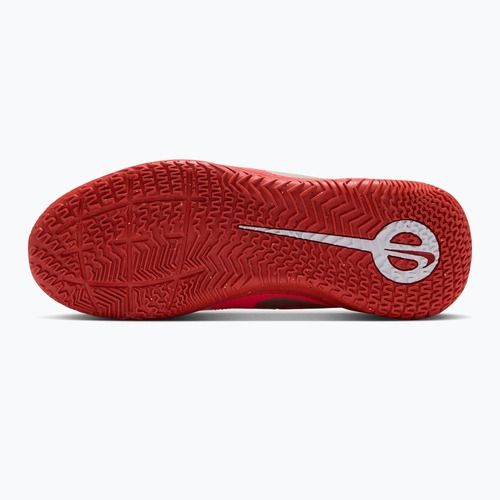 Buty piłkarskie dziecięce Nike Jr. Tiempo Maestro Club white/bright crimson/blur
