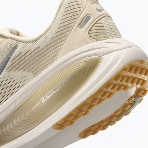 Buty do biegania męskie Nike Vomero 18 light khaki/desert khaki/metallic silver