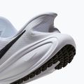 Buty do biegania damskie Nike Revolution 8 EasyOn white/wolf grey/black 13