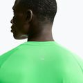 Koszulka do biegania męska Nike Stride green spark 5