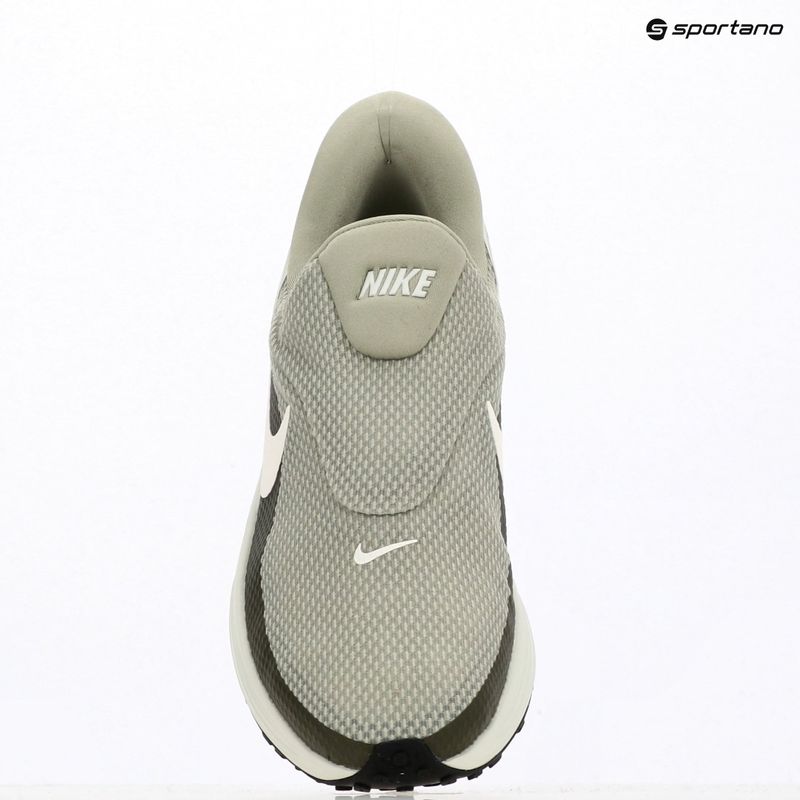 Buty do biegania męskie Nike Revolution 8 EasyOn spruce fog/cargo khaki/spruce aura/sail 12