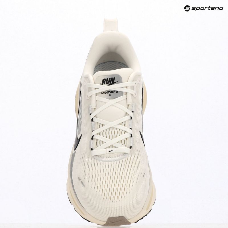 Buty do biegania męskie Nike Vomero 18 summit white/coconut milk/black 14