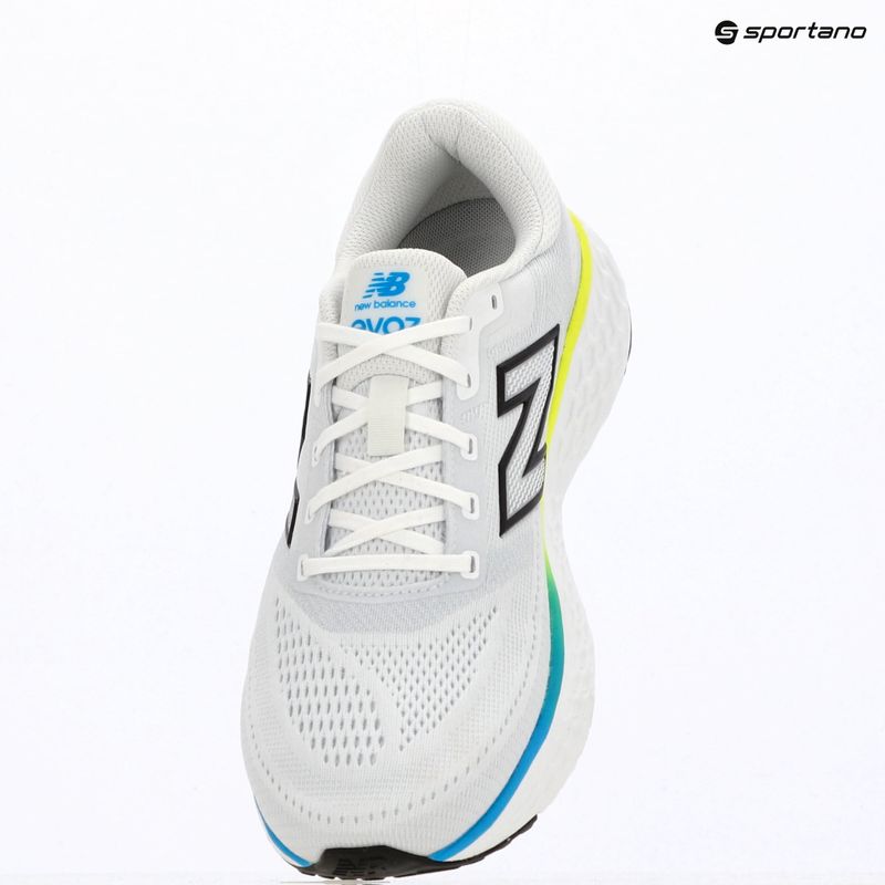Buty do biegania męskie New Balance Fresh Foam Evoz V4 white/black/altitude 15