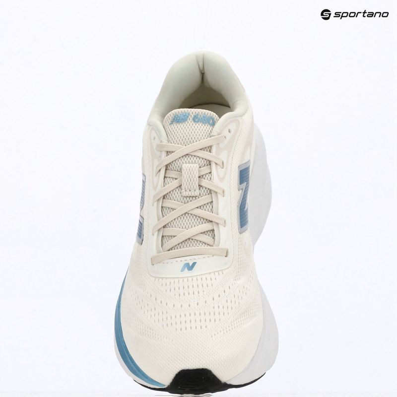 Buty do biegania damskie New Balance Fresh Foam 680's V9 sea salt/altitude metallic/white 17