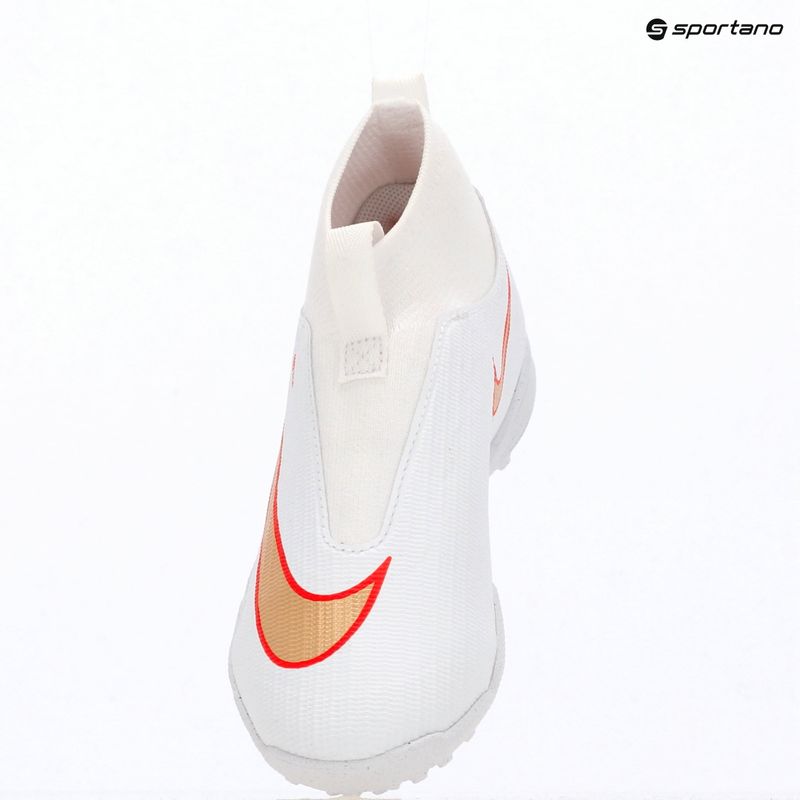 Buty piłkarskie dziecięce Nike Jr. Mercurial Superfly 11 Academy white/bright crimson/blur 16