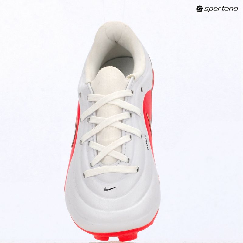 Buty piłkarskie dziecięce Nike Jr. Tiempo Maestro Academy white/bright crimson/blur 15