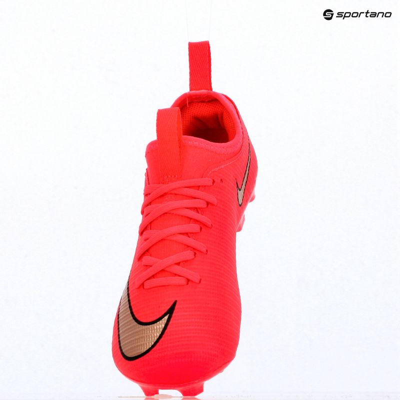 Buty piłkarskie dziecięce Nike Jr. Mercurial Vapor 17 Academy MG bright crimson/blur 16
