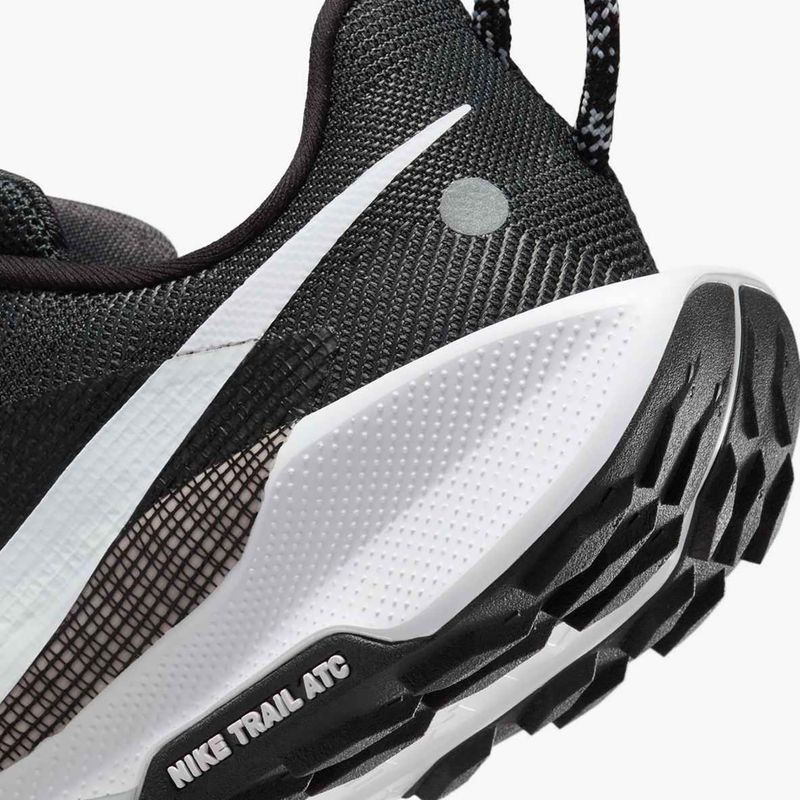 Buty do biegania damskie Nike Pegasus Trail 5 black/white/anthracite/wolf grey 13