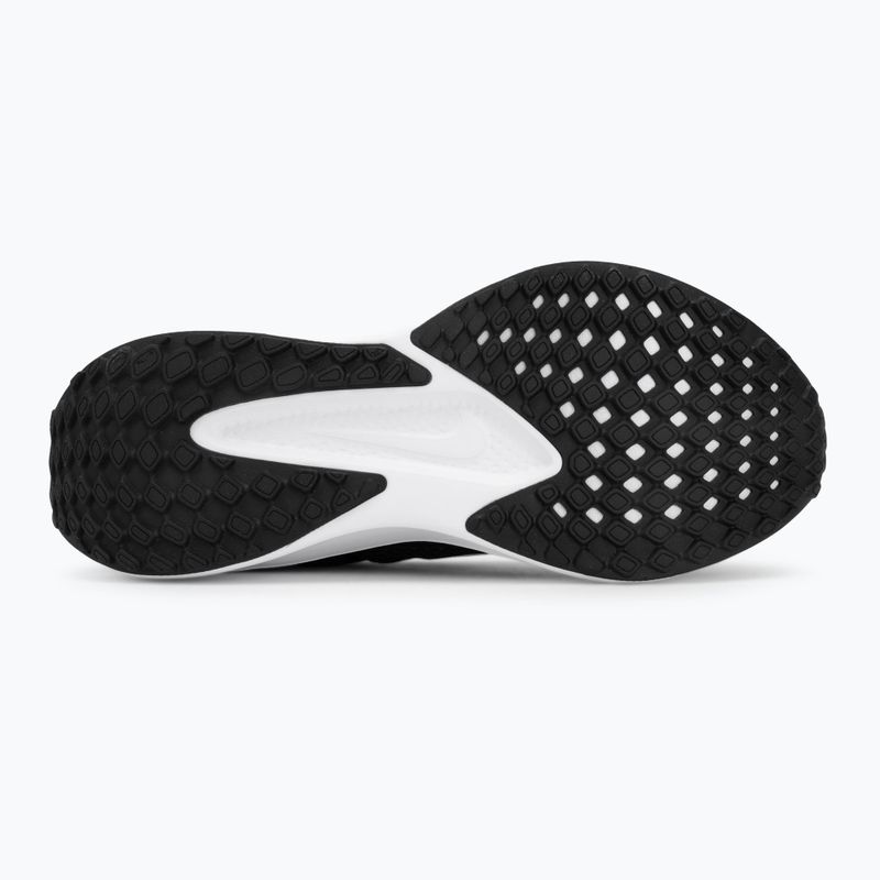 Buty do biegania męskie Nike Quest 6 black/iron grey/white 4