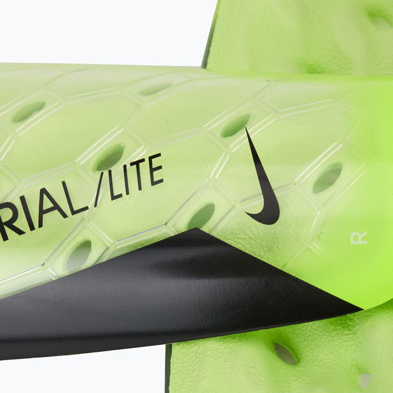 Ochraniacze piłkarskie na golenie Nike Mercurial Lite volt/barely volt/black 3
