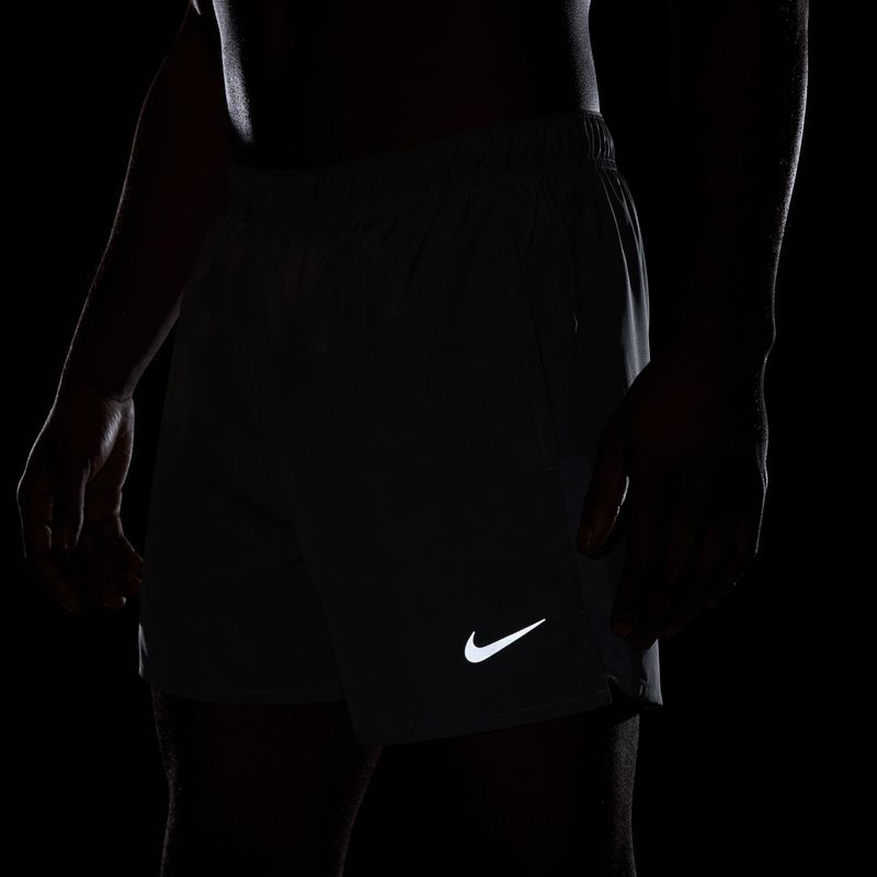 Spodenki męskie Nike Dri-Fit Challenger 5" 2in1 smoke grey/dark smoke grey 9