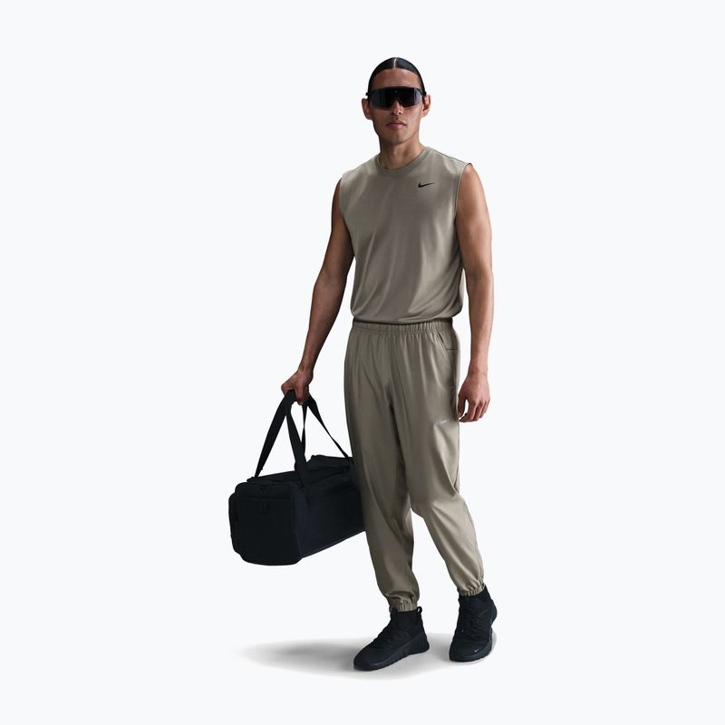 Spodnie męskie Nike Dri-Fit Form Tapered light army/black 2