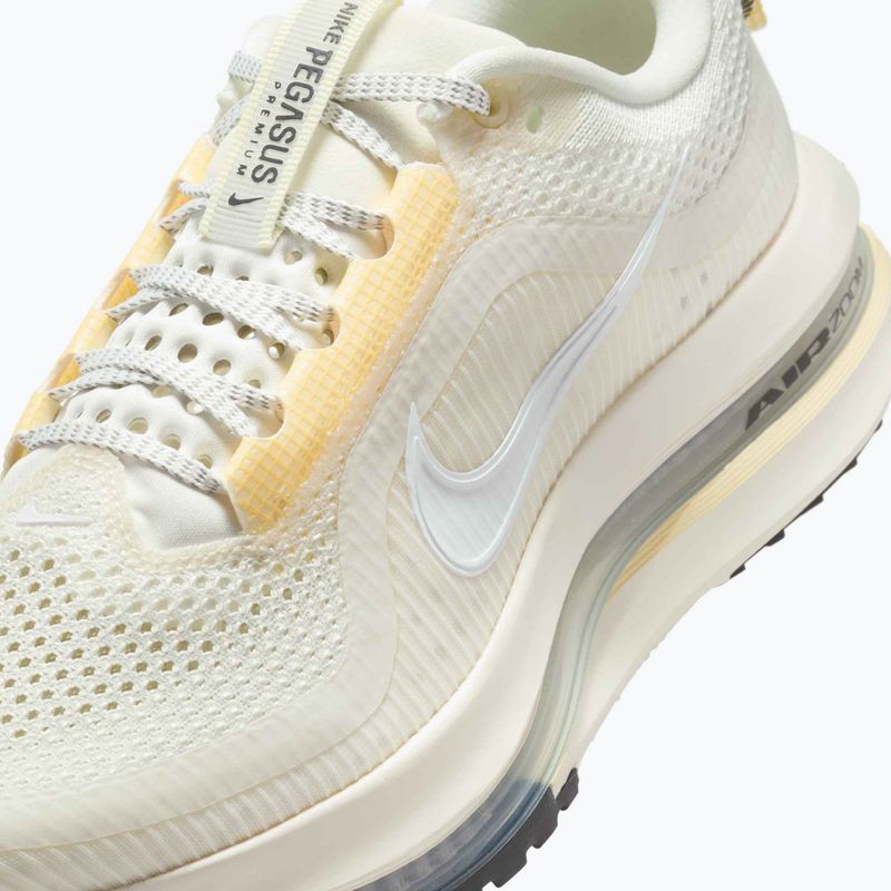 Buty do biegania damskie Nike Pegasus Premium sail/alabaster/anthracite/white 8