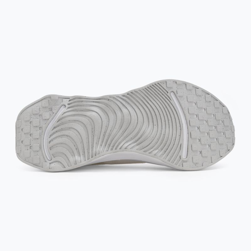 Buty damskie Nike Motiva summit white/white/metallix silver/summit whitee 4