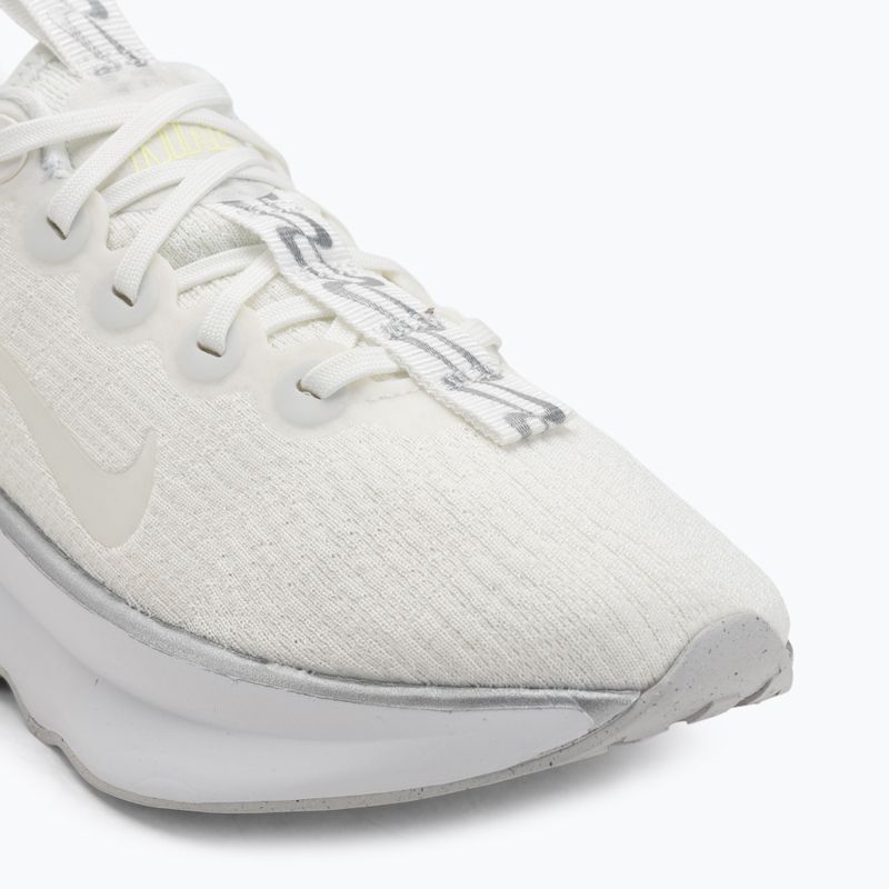 Buty damskie Nike Motiva summit white/white/metallix silver/summit whitee 7