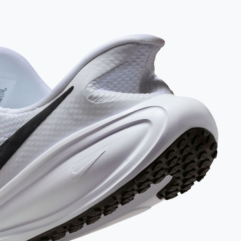 Buty do biegania damskie Nike Revolution 8 EasyOn white/wolf grey/black 13
