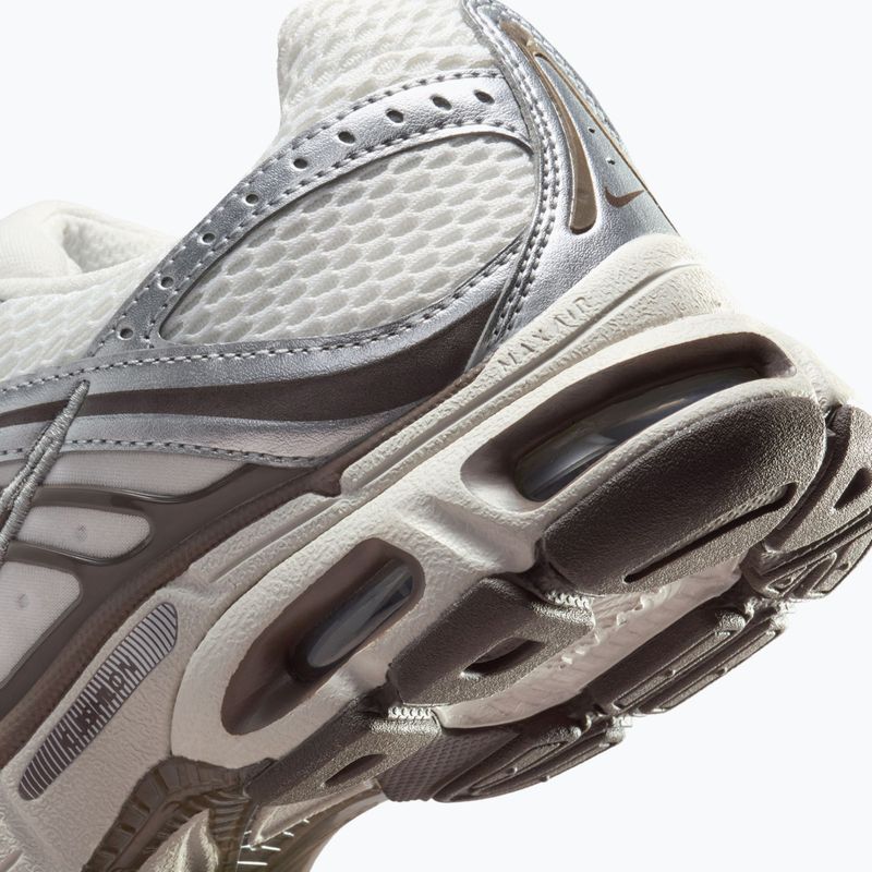 Buty damskie Nike Air Max Moto 2K phantom/metallic silver/baroque brown 8