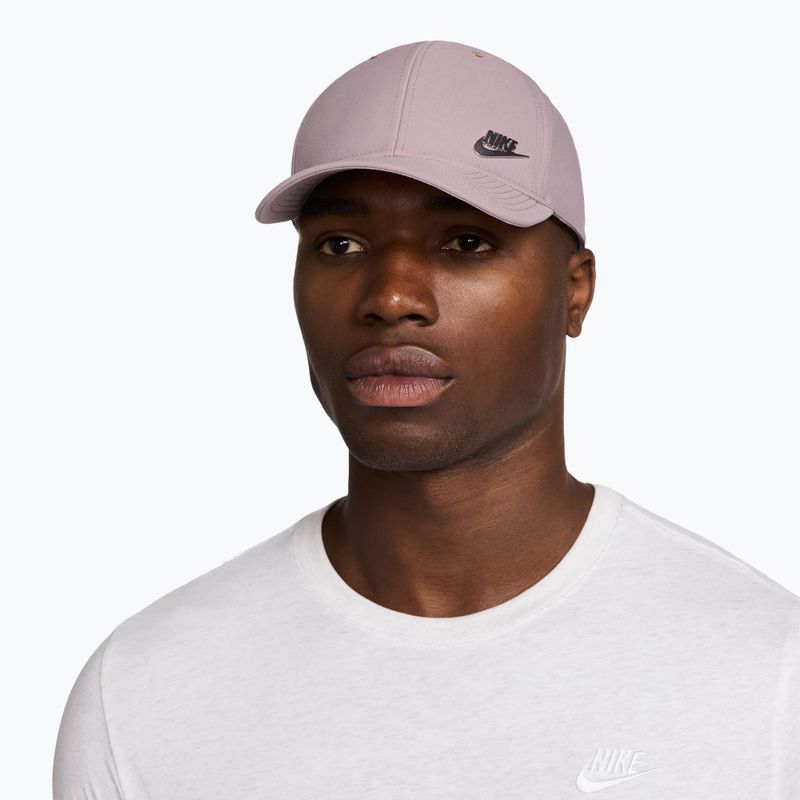 Czapka z daszkiem Nike Dri-Fit Club light violet ore/metallic silver 5