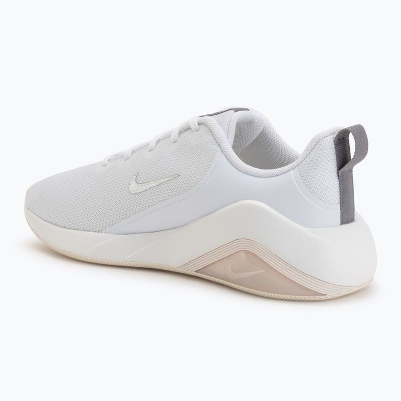 Buty treningowe damskie Nike Bella 7 white/sail/pencil point/multi-color 3