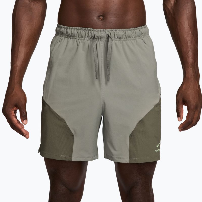 Spodenki męskie Nike Pro Training Dri-Fit 6" light army/medium olive/light liquid lime