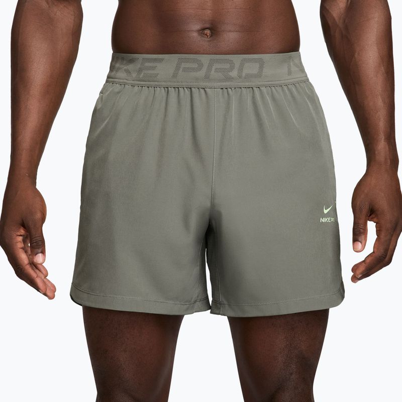 Spodenki męskie Nike Pro Training Dri-Fit 6" light army/light liquid lime 5