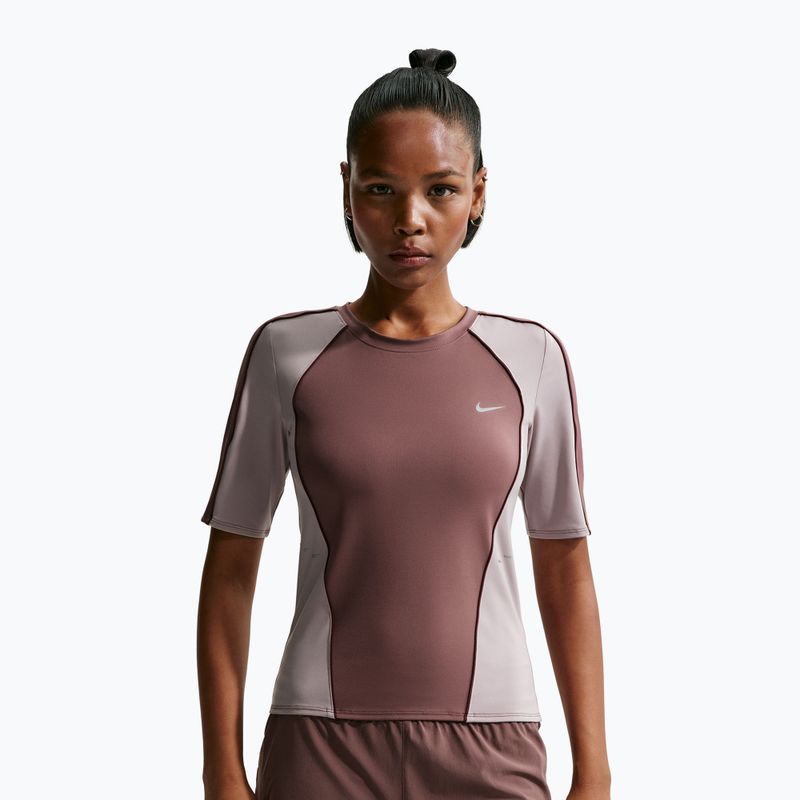 Koszulka do biegania damska Nike Swift Dri-Fit tattoo/light violet ore