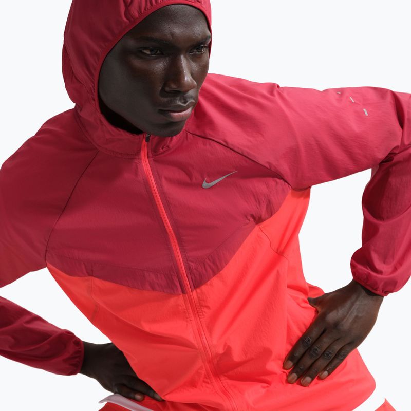 Kurtka do biegania męska Nike Stride Repel UV team crimson/light crimson 5