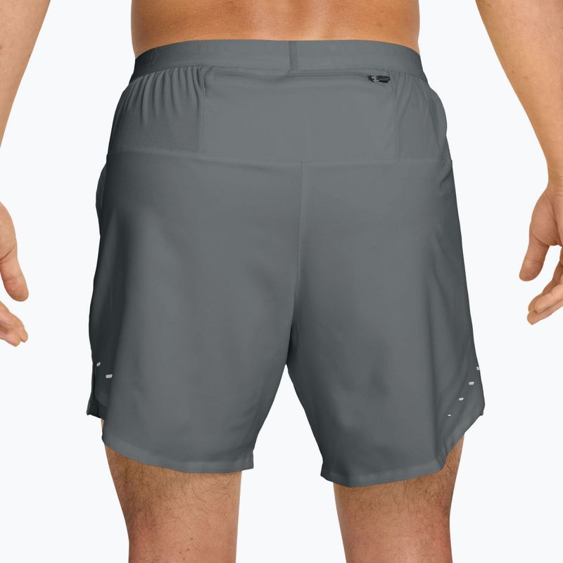 Spodenki do biegania męskie Nike Stride Dri-Fit 2in1 7" smoke grey 2