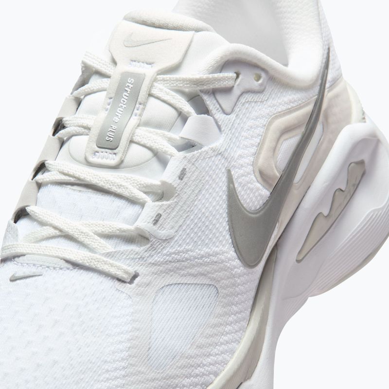 Buty do biegania damskie Nike Structure Plus white/photon dust/metallic silver 11