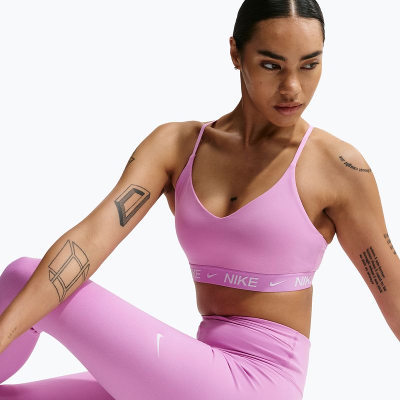 Biustonosz treningowy Nike Dri-Fit Indy Light Support light magenta/light magenta/white 6