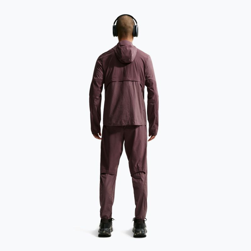 Spodnie do biegania męskie Nike Stride Repel Woven dark wine/tattoo/burgundy crush 3